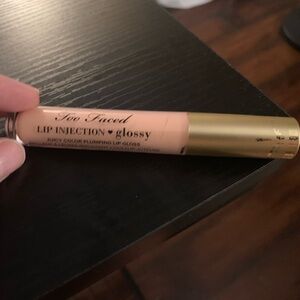 Too Faced Glossy Lip Injection